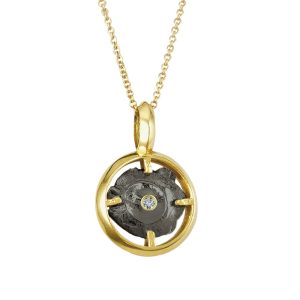 Lady's Two Tone 18K & 925 Diamond Gold Framed Sterling Oxi Bullet With Gold Bezel White Diamond Necklace Length 18 one 0.10ct Round Diamond Chain: Cable Link
Metal: 18 Karat
Color: Yellow
Length: 20