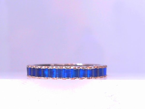 Lady's White 14 Karat Contemporary Fashion Ring Size 8 With Princess Sapphires