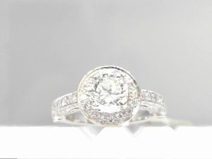 1.03Ct Round H Si2  Diamond - set in WG Diamond mounting