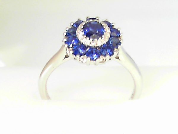 STUNNING 18 Karat White Gold Oval Double Halo Sapphire & Diamond Fashion Ring Size 6.5 one 0.42ct Oval Blue Sapphire
10=0.66tw Round Blue Sapphires
28=0.14tw Round G VS2 Diamonds - Image 3