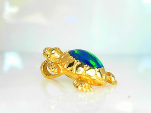 Lady's Yellow 14 Karat Matte' Turtle Pendants