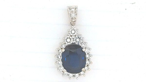 Lady's White 18 Karat Sapphire Diamond & Sapphire Necklace With One = 6.63Ct Oval Blue Sapphire And 20 = 0.60Tw Round E/F Vs2 Diamonds Diamond: Round
Gram: 8.33
Chain: Wheat
Metal: 14 Karat
Color: White
Length: 16
Clasp: lobster
Gram: 9.5
One = 6.63Ct Oval Blue Sapphire - Sri Lanka - Natural Corundum - Modified Brilliant Cut