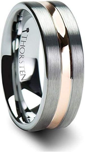 Alternative MetalsTungsten Carbide Brushed  
Size 11.5
WOOD/INLAY: Rose Gold Plated Groove
PROFILE: Flat