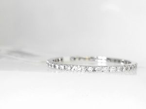 Lady's White 14 Karat Full Anniversary Wedding Band Size 6.5 With 0.21Tw Round G Si2 Diamonds
MM Width: 1.33