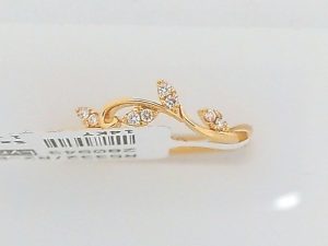 Lady's Yellow 14 Karat Dia Band Wedding Band Size 6.5 With 8 = 0.05Tw Round Diamonds Gram Wt: 1.62