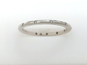 Lady's White 14 Karat Gypsy Set Wedding Band Size 6.25 With 10 = Round Diamonds