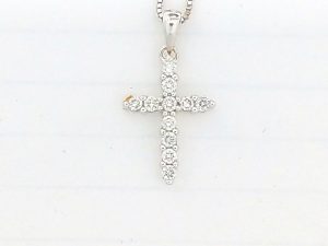 Lady's White 14 Karat Diamond Cross Necklace With 11 = 0.25Tw Round H Si2 Diamonds Style: Box
Metal: 14 Karat
Color: White
Finish: Polished
Length: 18
MM Width: 0.85