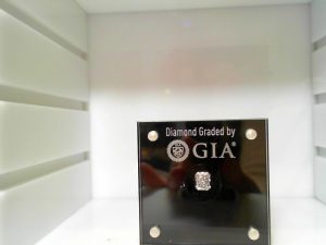 Loose Stones With One 1.51Ct Radiant I Vs2 Diamond