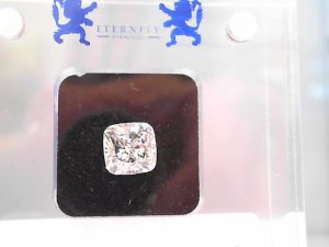 Loose Stones With One 3.02Ct Cushion H Vs2 Diamond