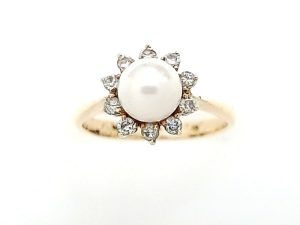 Lady's Yellow 14 Karat Flower Fashion Ring Size 6 With 10 = Round Diamonds And One = Round Pearl