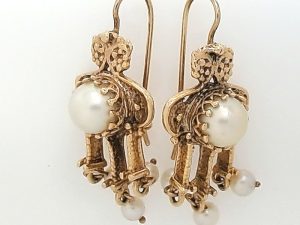 Lady's Yellow 14 Karat Satin Vintage Pearl Earrings