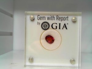 Gent's Loose Stone With One 1.97Ct Oval Purple Red Garnet