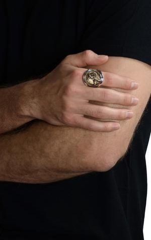 Gent's Chief & Horse White Polished Silver Men's Fashion Ring Size 11