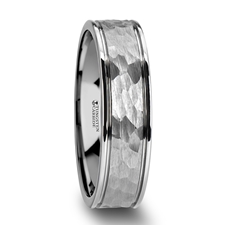 Alternative Metals
THORNTON
METAL TYPE: Tungsten Carbide
WIDTH: 8mm
PROFILE: Flat
FINISH: Hammered
SIZE: 10.5