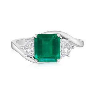 Platinum Brazilian Emerald/Diamond Ring