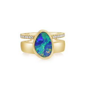 14K Yellow Gold Australian Opal Doublet/Diamond Cigar Band Ring