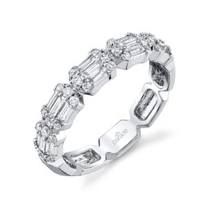 Round & Baguette Diamond Band