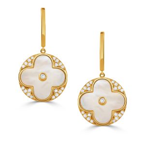 E11142WMP-1-18K YELLOW GOLD DIAMOND CLOVER EARRING WITH WHITE MOTHER OF PEARL ON A PLAIN GOLD UTOP